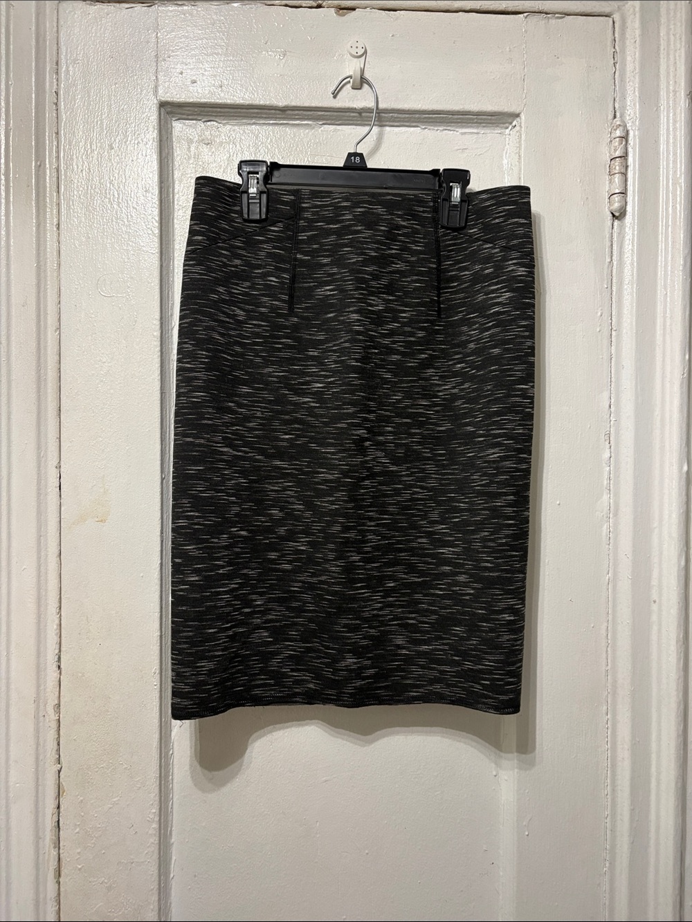 Ann Taylor Black and Gray Heathered Pencil Skirt